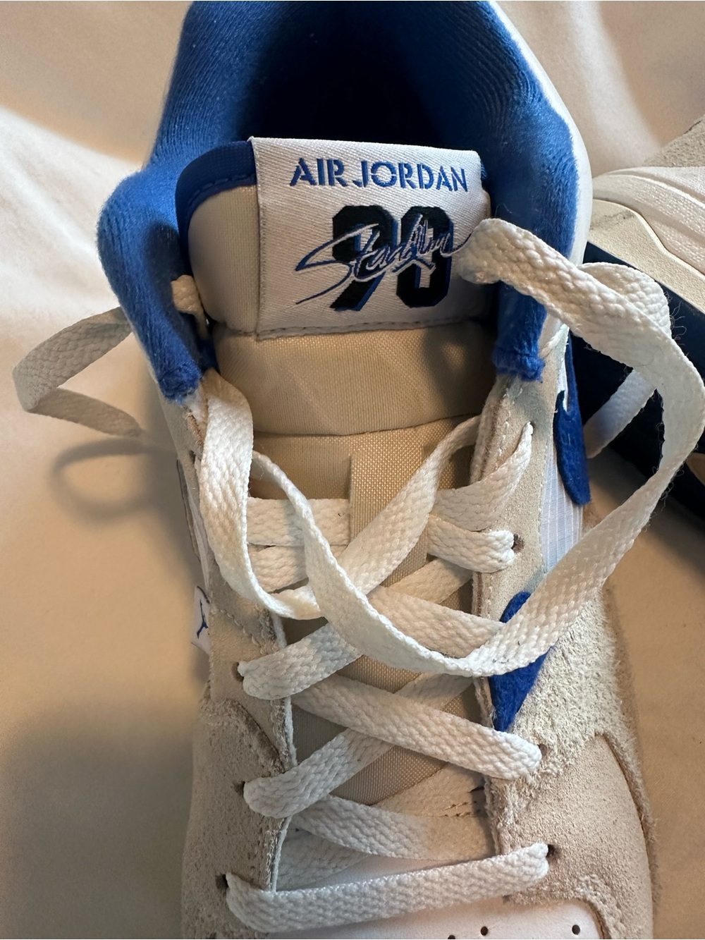 Jordan Stadium 90 White and Royal Blue Retro Sneakers (Used)